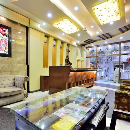 Centra Inn New Delhi Ngoại thất bức ảnh