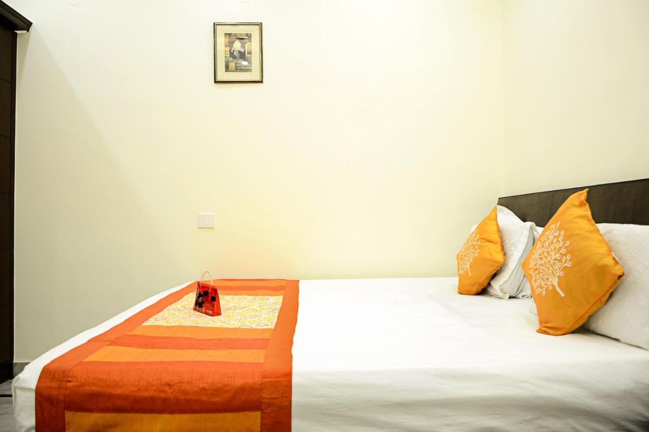 Centra Inn New Delhi Ngoại thất bức ảnh